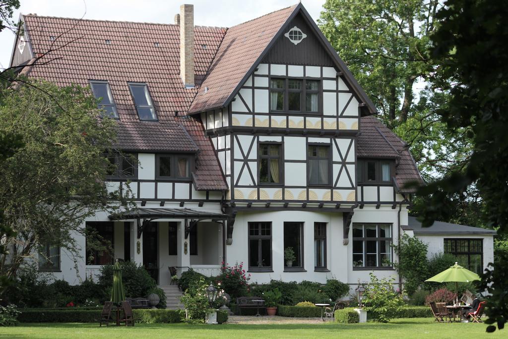 Готель Gutshaus Kubbelkow Берген-ауф-Рюген Екстер'єр фото